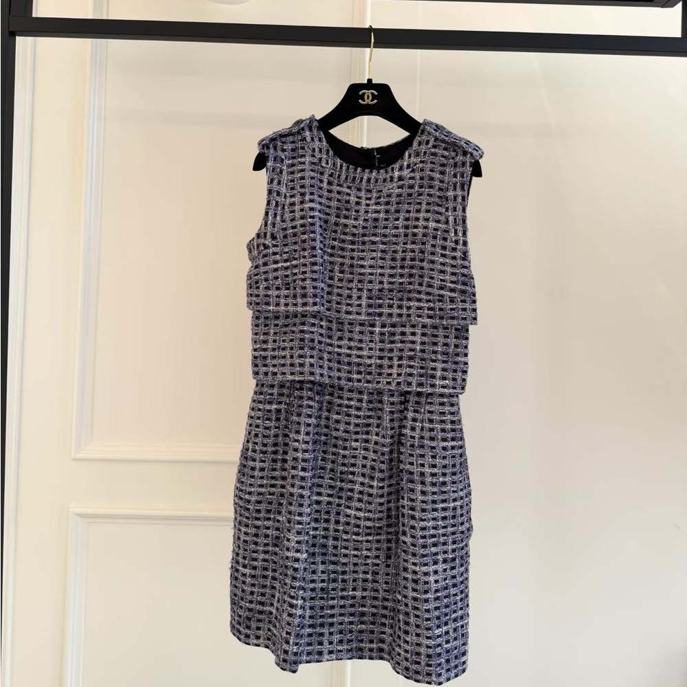 🚩steal authentic CHANEL Textured Sleeveless Black and White Midi Dress